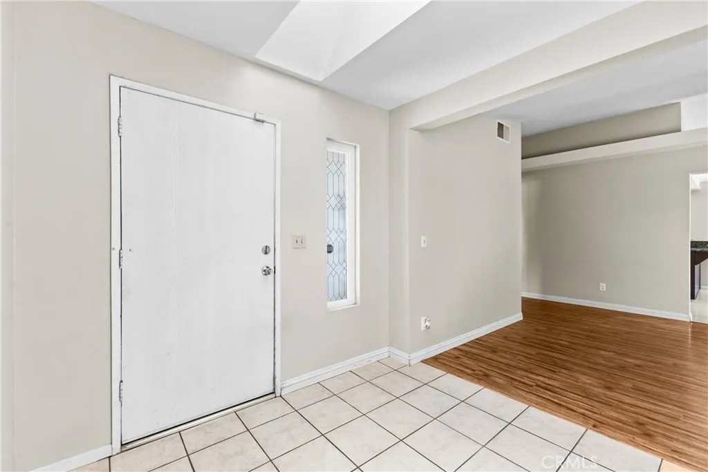 12011 Quantico Drive, Riverside, California 92505 home-pic-5